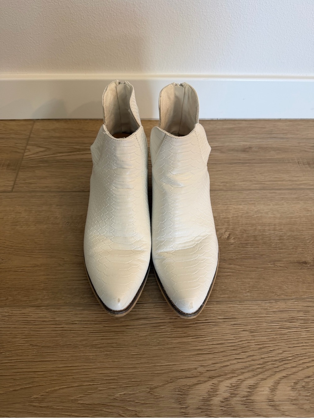 Natural Reflections Cream Textured Pointed Ankle Booties
